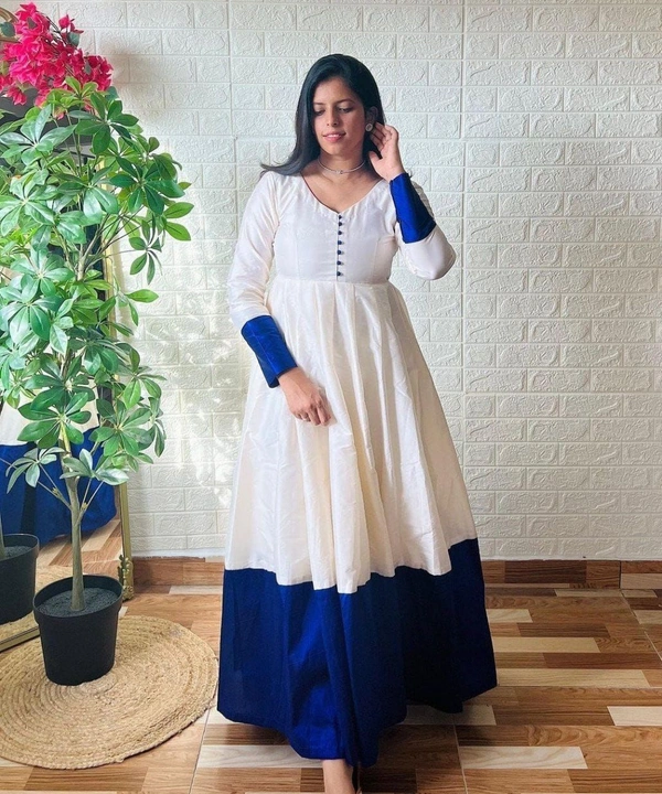 SUPER QUALITY WHITE GOWN DUPATTA - XS
