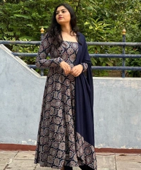 Super Hit Gown With Dupatta - M