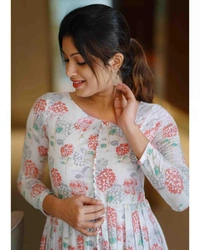 NEW DESIGN KURTI WITH PANT - S