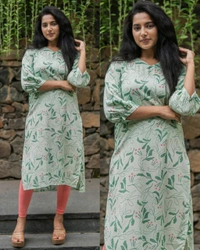 Stylish Trendy Floral Printed Beautiful Ethinic Kurti - Pink, M
