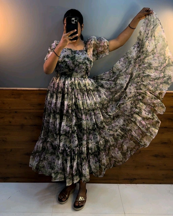 Cinderella Organza Gown  - Oninon, M