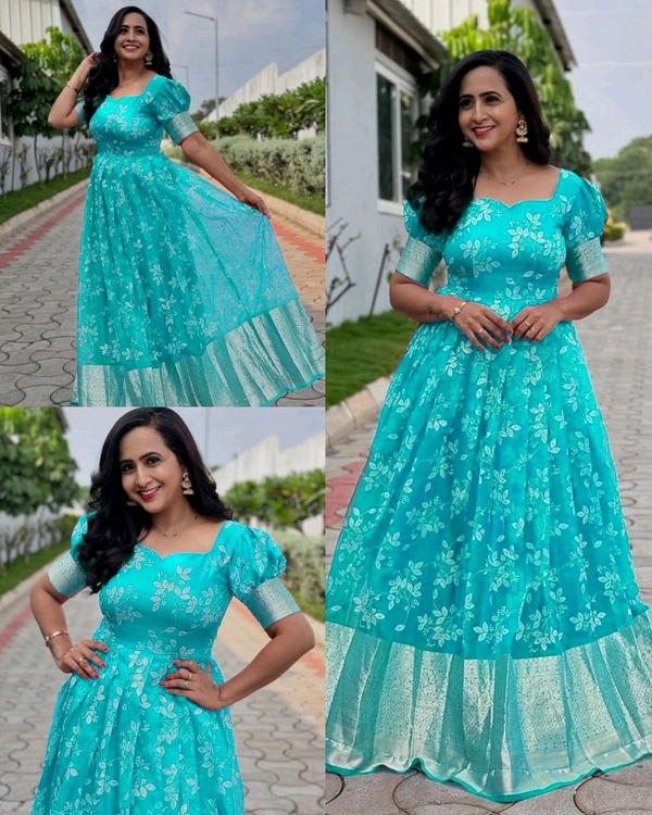 Trendy Traditional Outfit Gown - Red, M