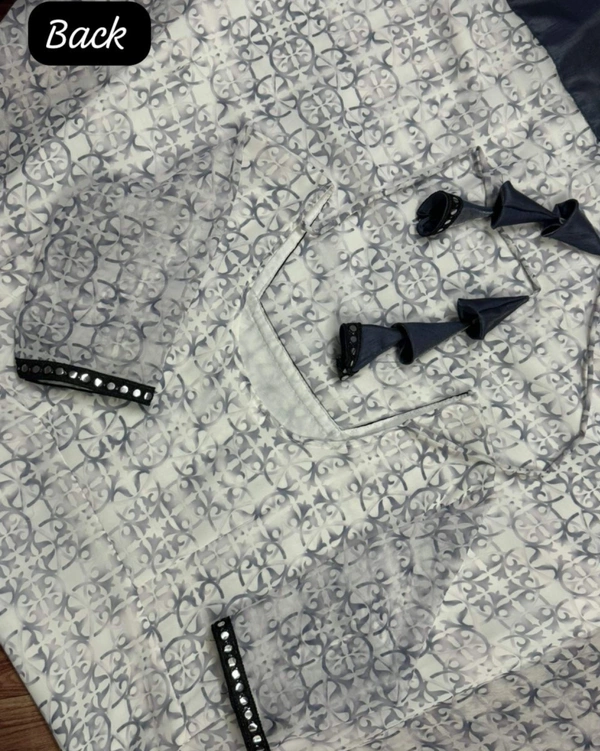 Trendy Design Kurta Set - S