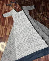 Trendy Design Kurta Set - M