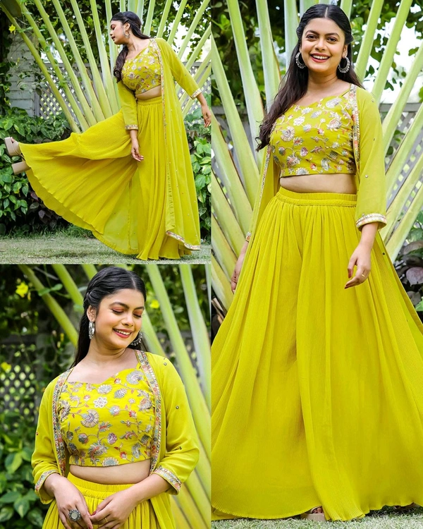 Embroidered Sleeveless Top & Palazzos With Shrug - S