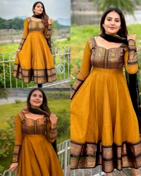 New Super Trendy Traditional Outfit - Green, S