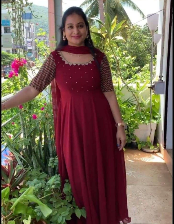 Beautiful Women Gown With Dupatta - Maroon, M