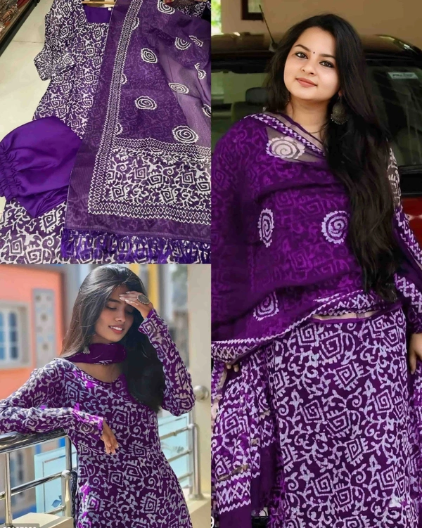 Luxurious kurta Set  - Navy Blue, M