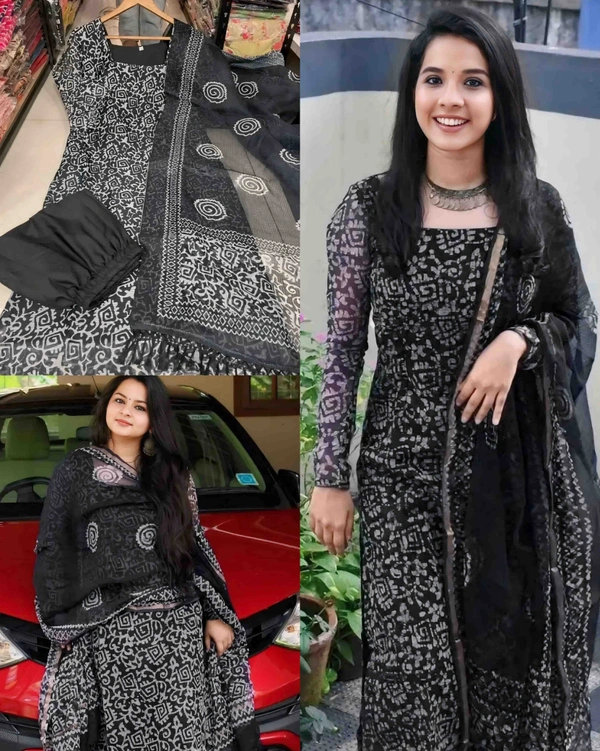 Luxurious kurta Set  - Navy Blue, M