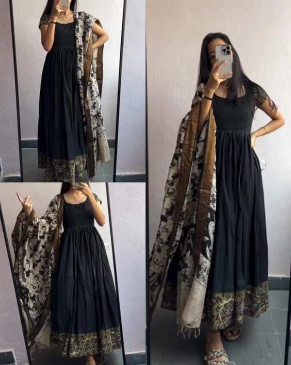 Cotton Kurti Gown with full Side Banarasi Border dupattaGOWN+DUPATTA SET - Black, S