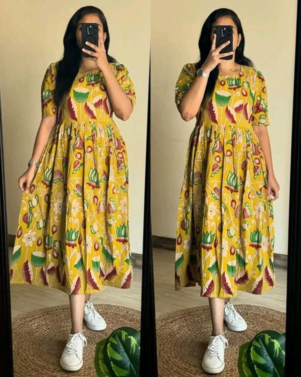 New Beautiful Design Gown - L