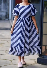 Stylish Classic Elegant Gown - L, Pink