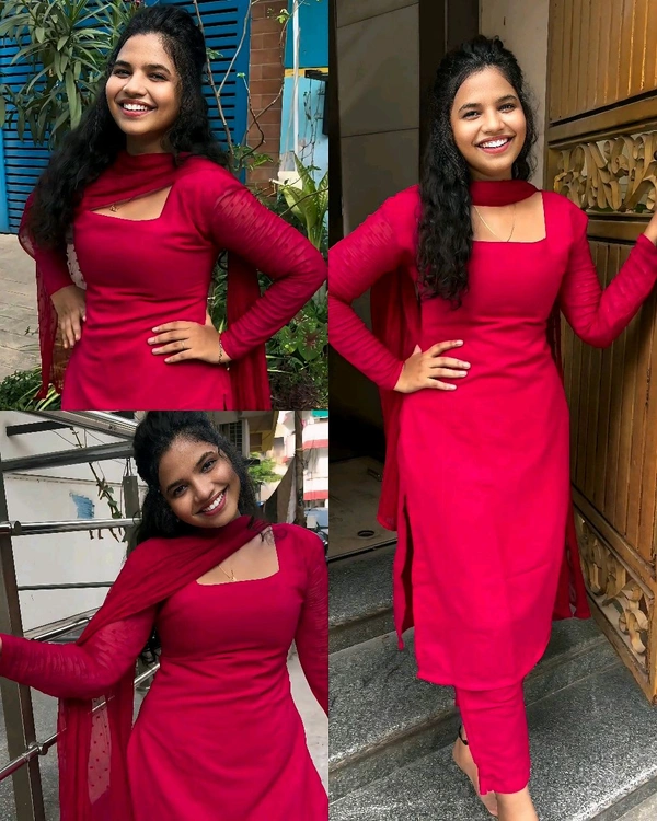 Stylish Women Kurta Sets - S, Pink