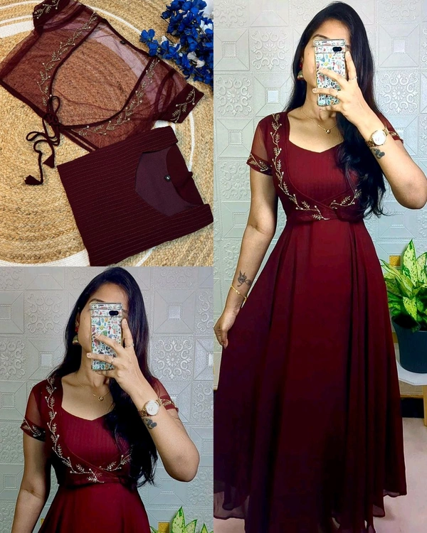 Wear in 2ways ❤️ Gown + Removable coat - M