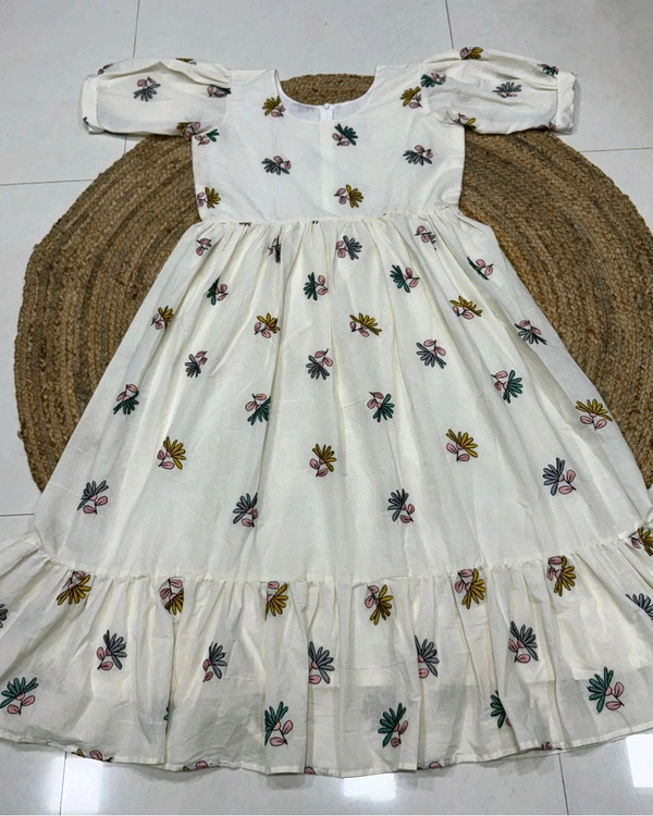 MOM AND DAUGHTER COMBO ORDER SEPARTE - women Gown, S