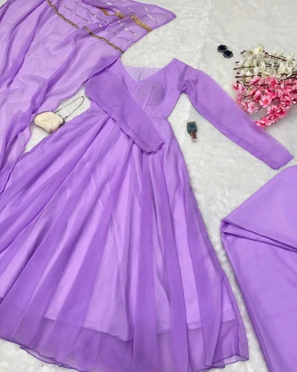 Elegance with Modern Exclusive Anarkali Design 🌸 - M, Mauve