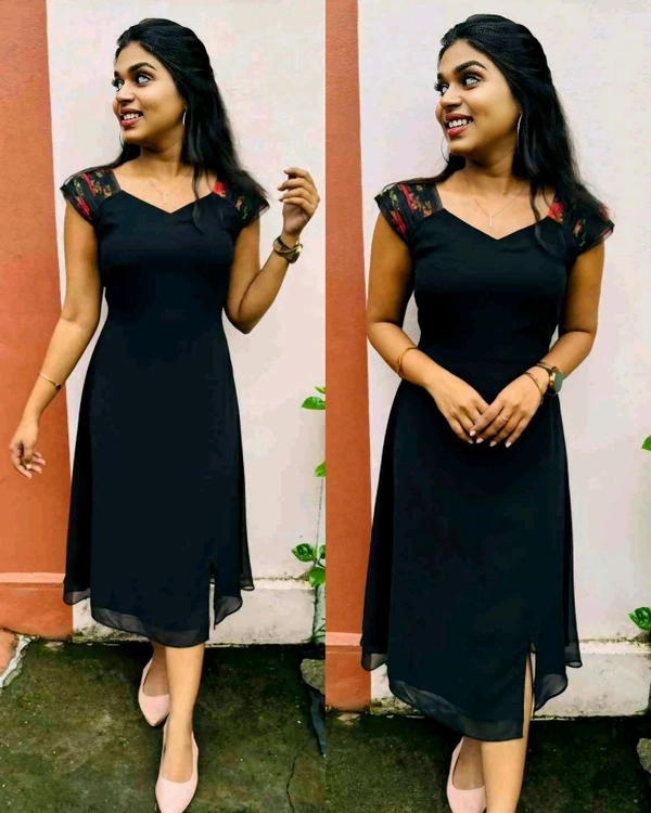 Black Love Georgette fox maxi dress - M