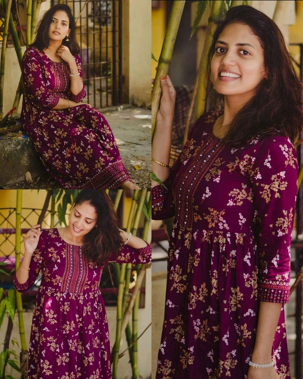 Wine Printed Gown - M