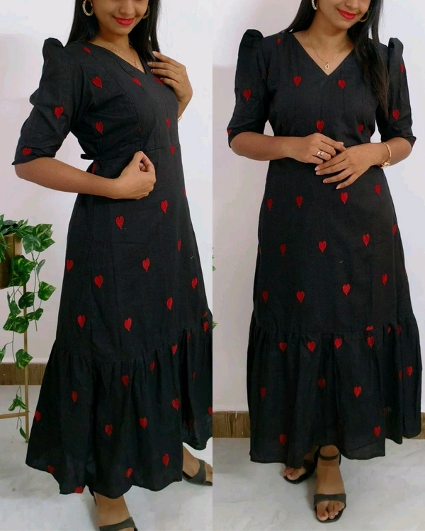 Black Red Heart Feeding Dress - XL