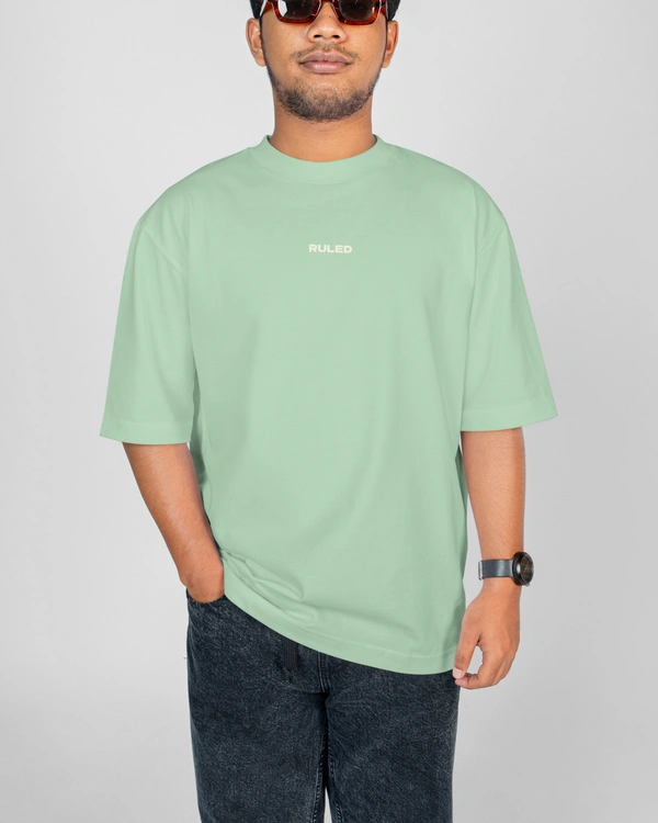 RULED WHAT PRESSURE? Oversized T-Shirt - sage green, s