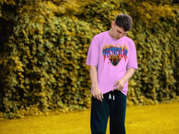 Spectacular Venom Tee - Lavender, L