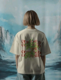 Embrace 🌿 Nature's Fashion Confused Tee - off white, Xl