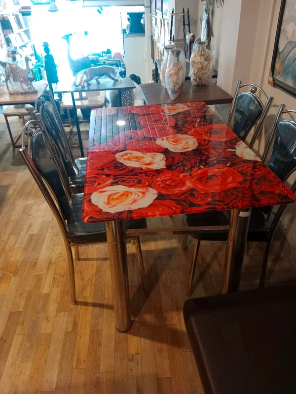Dining Table 4 Seater  - Red