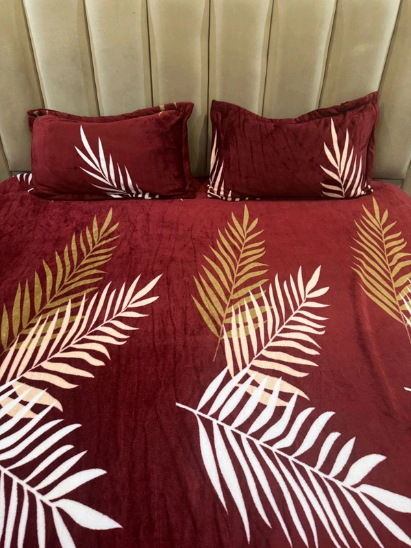 II Bedsheet King Size Fabric Soft Blankit+ 2pilo Size95×105 Wight 1.5 Kg Pv30red