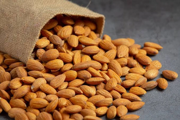 Premium Fresh Almonds - 1kg