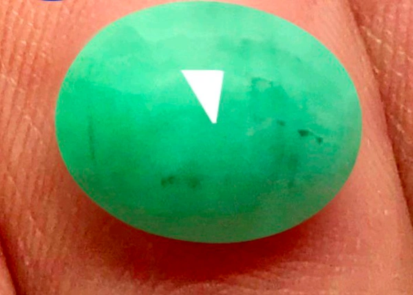 Natural Emerald Stone (Certified by GIA / IGJTL / IGI ) Brazil Mines Panna Stone Unheated UntreatedCODE = Emerald3745 - Japanese Laurel