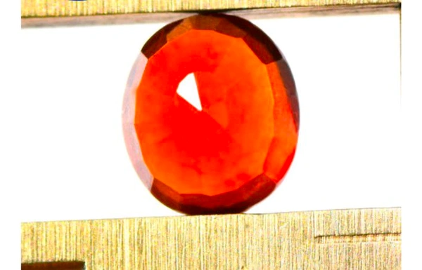 Natural Hessonite Stone (Certified by GIA / IGJTL / IGI ) Ceylon Mines Gomed Stone Unheated UntreatedCODE = Hessonite36140 - Nutmeg Wood Finish