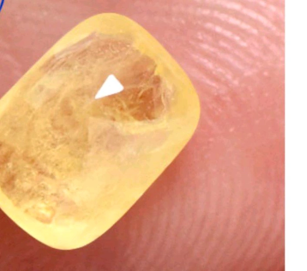 Natural Yellow Sapphire Stone (Certified by GIA / IGJTL / IGI ) Ceylon Mines Pukhraj Stone Unheated UntreatedCODE = Pukhraj18000 - Yellow