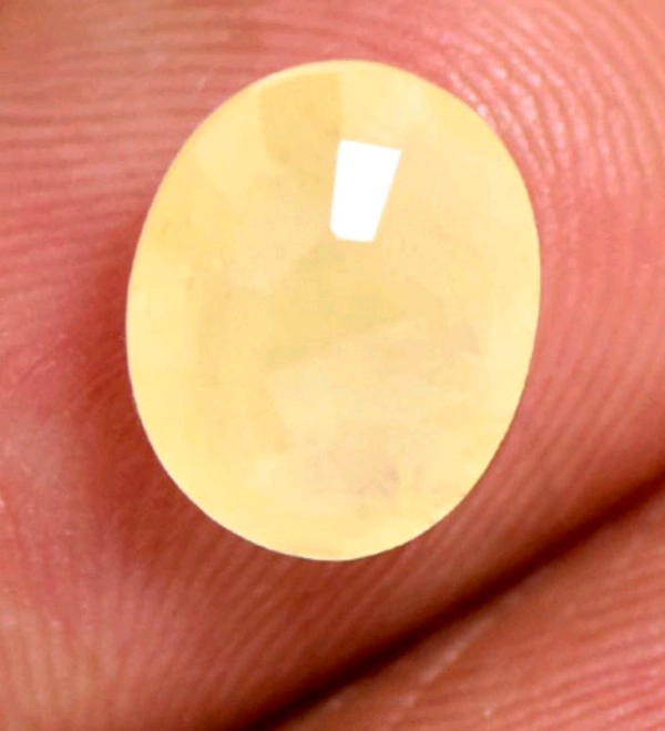 Natural Yellow Sapphire Stone (Certified by GIA / IGJTL / IGI ) Ceylon Mines Pukhraj Stone Unheated UntreatedCODE = Pukhraj19006 - Yellow