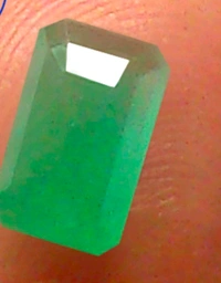 Natural Emerald Stone (Certified by GIA / IGJTL / IGI ) Colombia Mines Panna Stone Unheated UntreatedCODE = Emerald3472 - Japanese Laurel