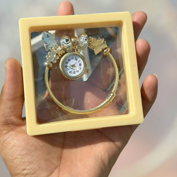 BRACELET WATCH 