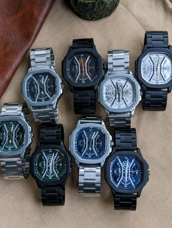 V7 COLLECTIONS