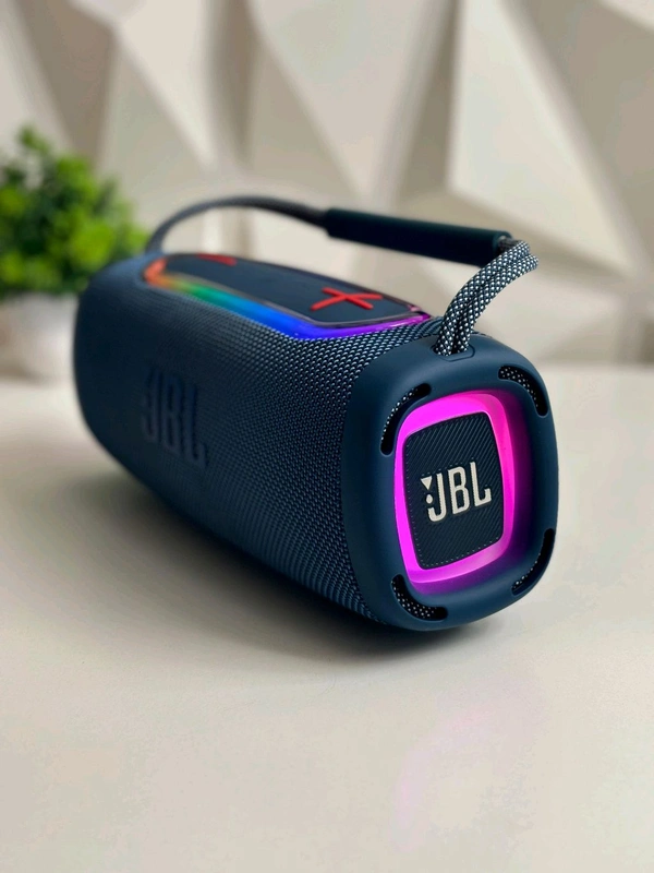 JBL BOOMBOX WIRELESS BLUETOOTH SPEAKER