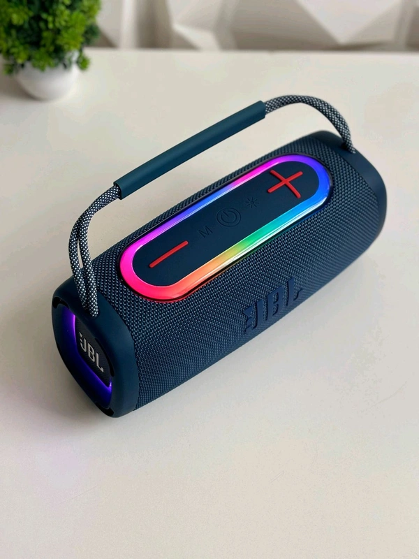 JBL BOOMBOX WIRELESS BLUETOOTH SPEAKER