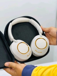 SONY EXTRA BASS HEADPHONESWH-1000XM8