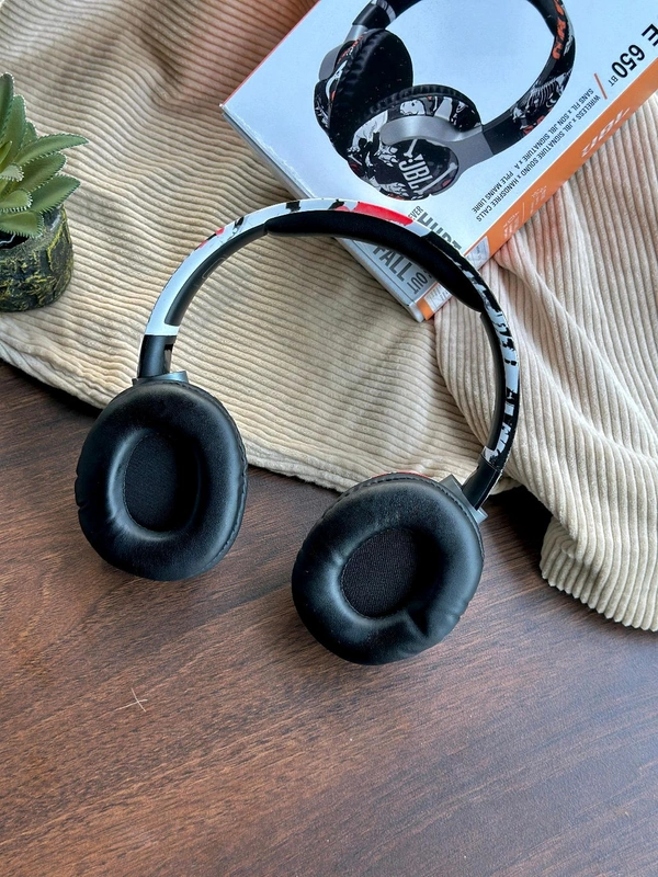 JBL LIVE 650