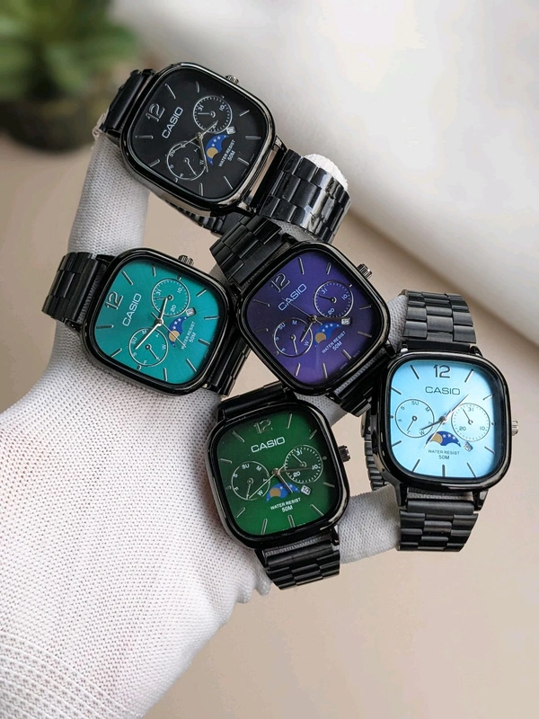 CASIO OVAL DESIGN DIAL - Ultramarine