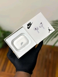 NIKE APPLE AIRPOD PRO