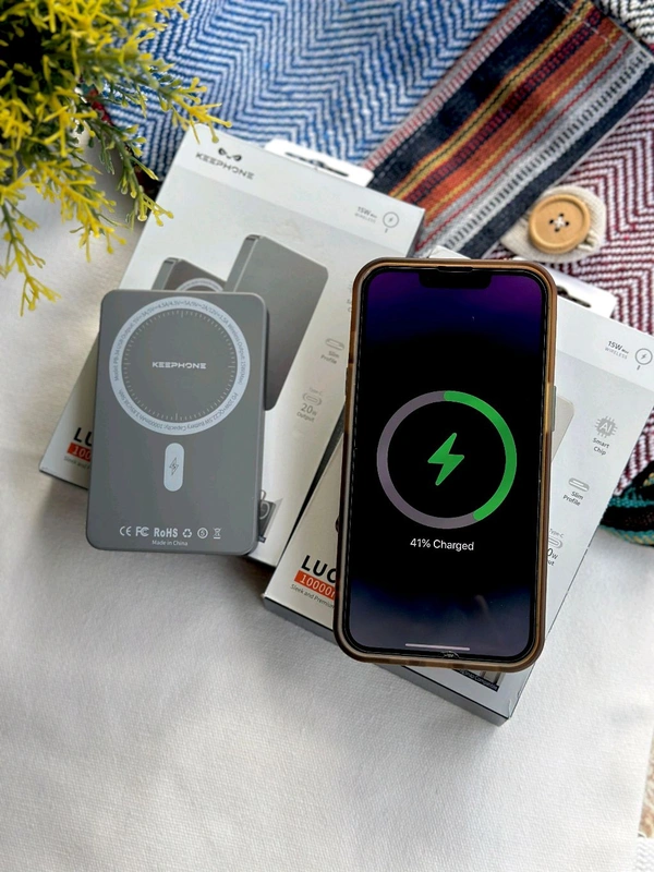 Wireless Power Bank