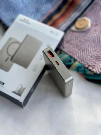 Wireless Power Bank