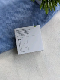 PREMIUM LIGHTNING EARPHONE