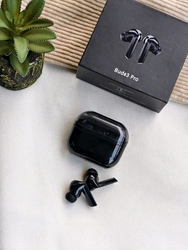 Busd3 Pro - White
