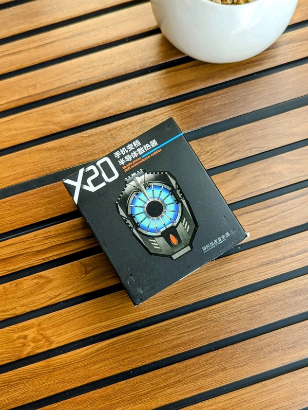 PHONE COOLER