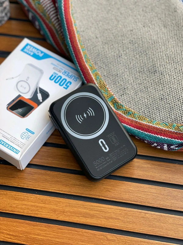 UNIVERSAL POWERBANK