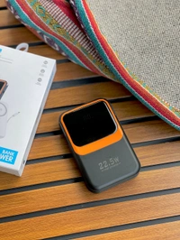 UNIVERSAL POWERBANK