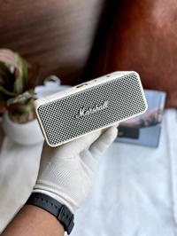SMALL MARSHALL EMBERTON SPEAKER - Black